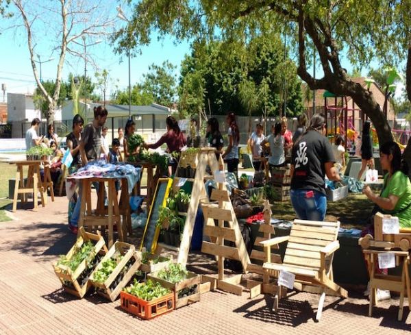 Summit in the Territory: Workers and Popular Economy